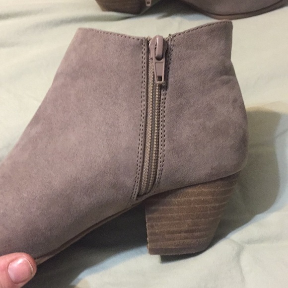 Carlos Santana suede ankle boots - Picture 2 of 6